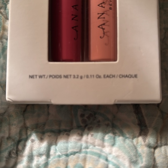 New Anastasia Lipstick Duo - Picture 2 of 4